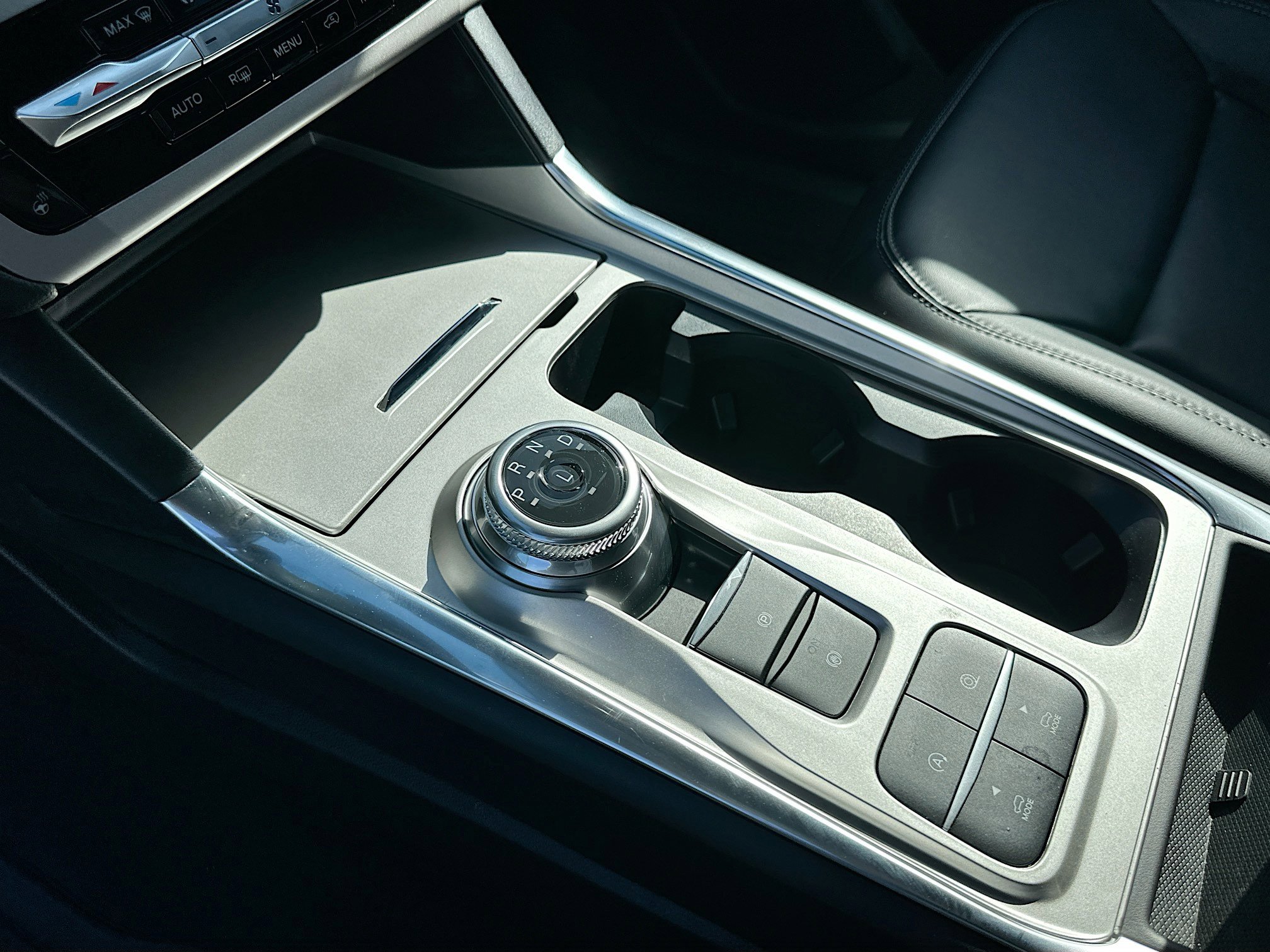 Certified 2023 Ford Explorer XLT w/ Equipment Group 202A image 16