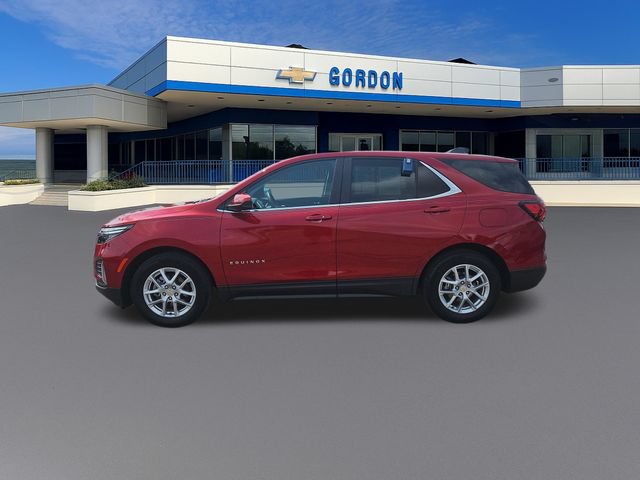 Used 2024 Chevrolet Equinox LT FWD image 2