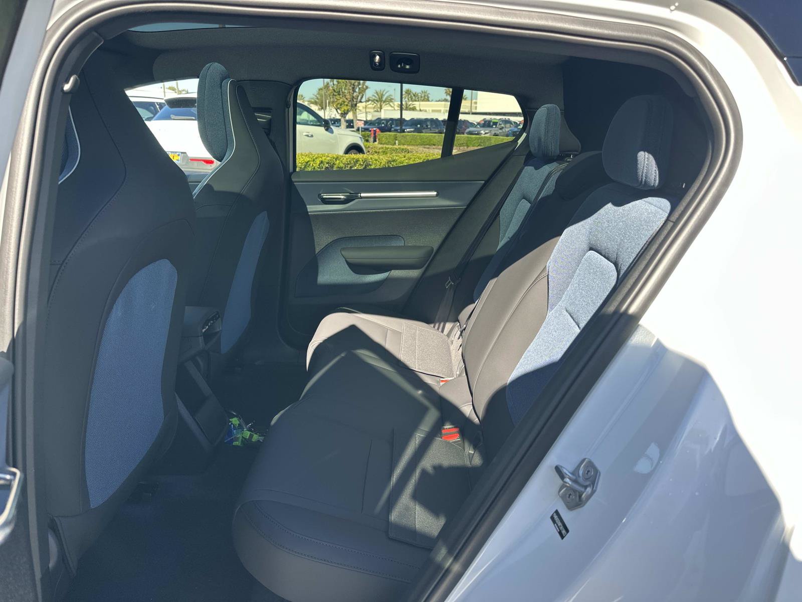 New 2026 Volvo EX30 Plus w/ Climate Package AWD/4WD image 17