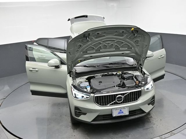 Used 2025 Volvo XC40 B5 Ultra w/ Climate Package AWD/4WD image 49