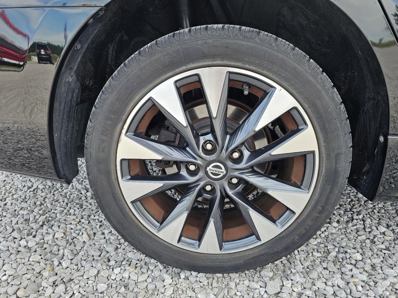 Used 2019 Nissan Sentra SR FWD image 70
