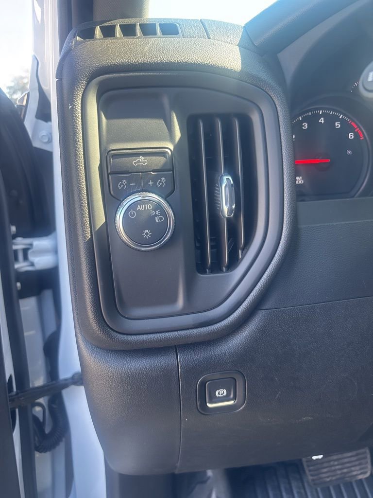 New 2026 GMC Sierra 2500 Pro w/ Convenience Package image 13