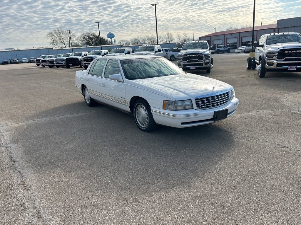 Used 1997 Cadillac De Ville Sedan image 7