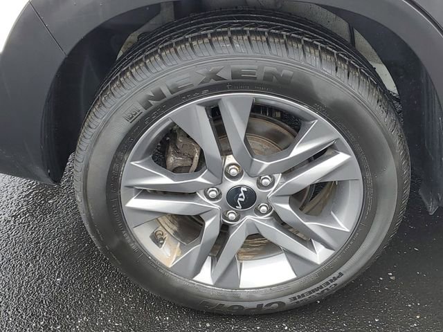 Certified 2023 Kia Seltos LX AWD/4WD image 5