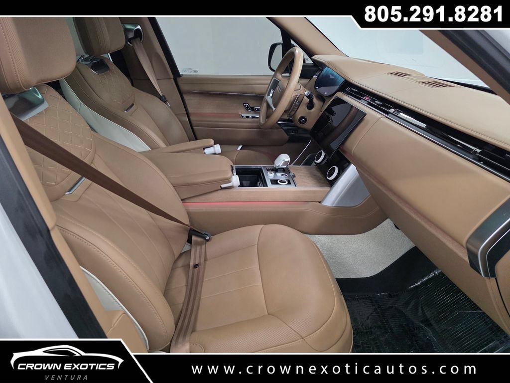 Used 2023 Land Rover Range Rover SV AWD/4WD image 16