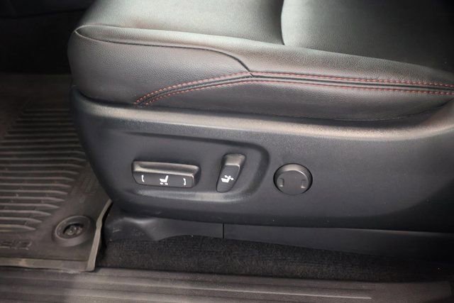Certified 2024 Toyota 4Runner TRD Off-Road Premium w/ Moonroof Package AWD/4WD image 12