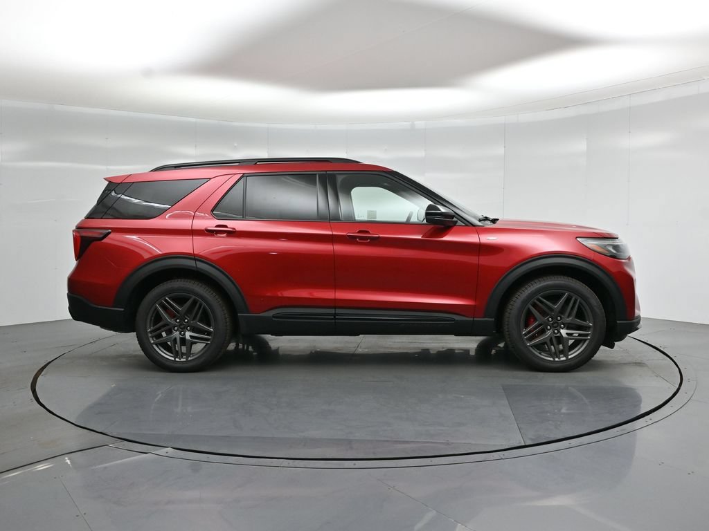 New 2026 Ford Explorer ST-Line w/ ST-Line Street Pack RWD image 28