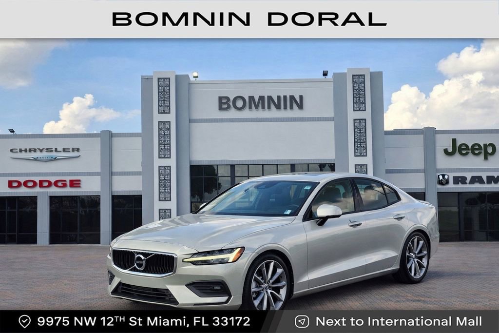 Used 2020 Volvo S60 T5 Momentum