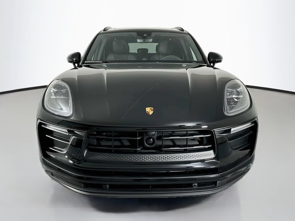 New 2026 Porsche Macan AWD/4WD image 6