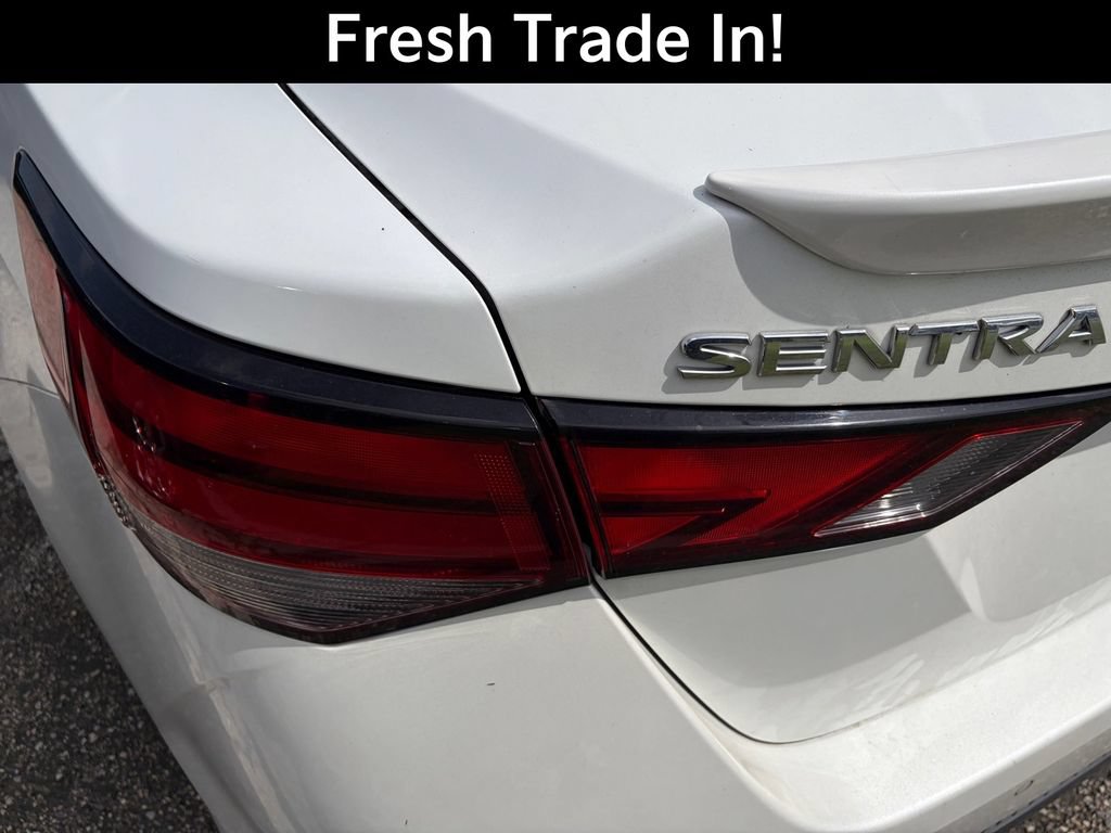 Used 2020 Nissan Sentra SR FWD image 11