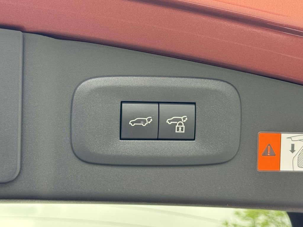 Used 2024 Lexus RZ 450e Premium image 15