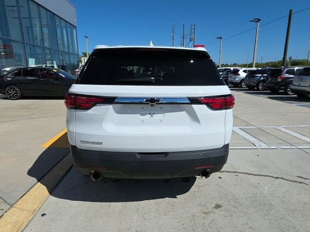 Used 2023 Chevrolet Traverse LS w/ Safety Package image 5