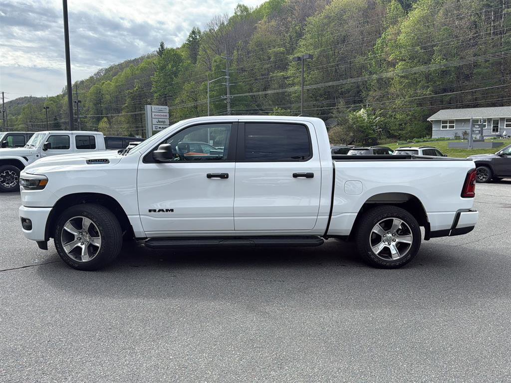 Certified 2025 RAM 1500 Tradesman AWD/4WD image 3