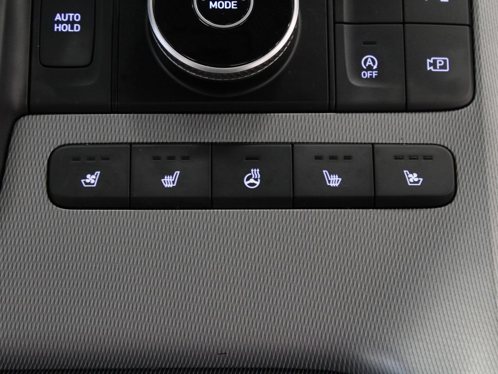 Used 2023 Hyundai Palisade Calligraphy w/ Winter Package FWD image 31