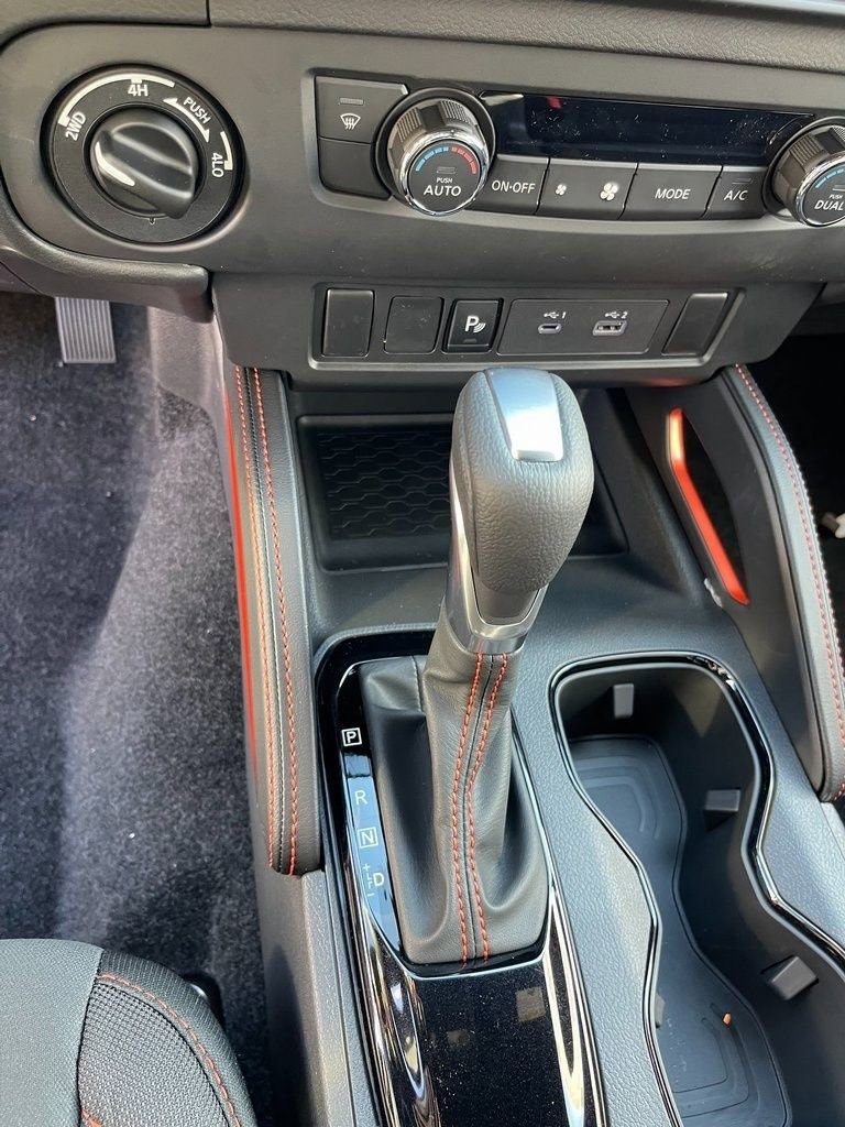 Certified 2025 Nissan Frontier PRO-4X image 19