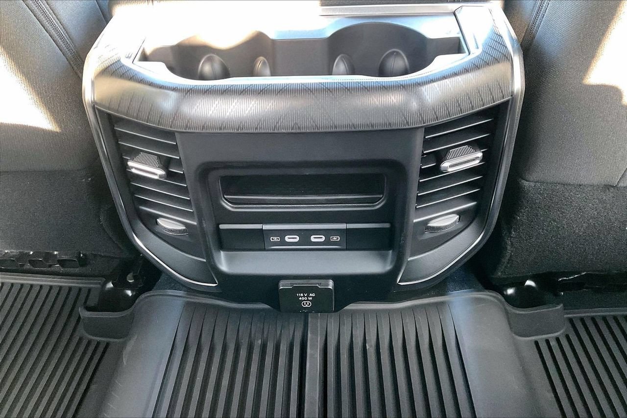 New 2026 RAM 3500 Big Horn AWD/4WD image 14