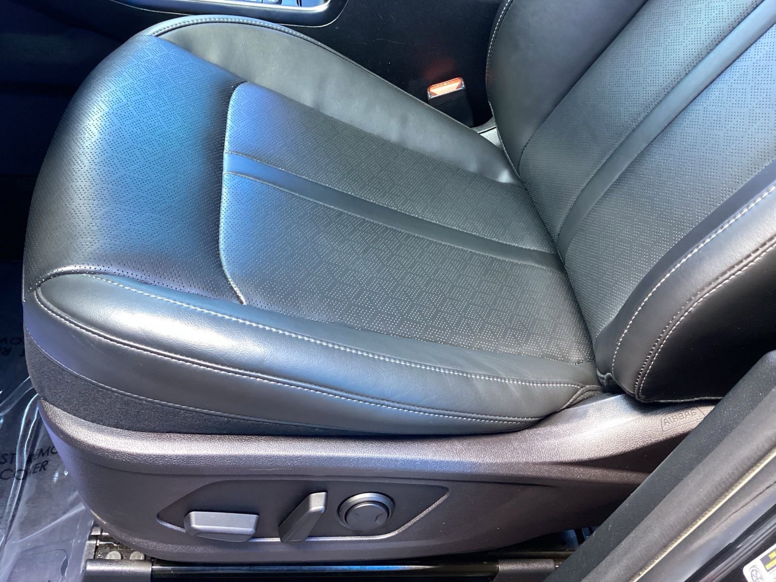 Used 2022 Kia Sorento EX w/ Panoramic Sunroof Package image 13