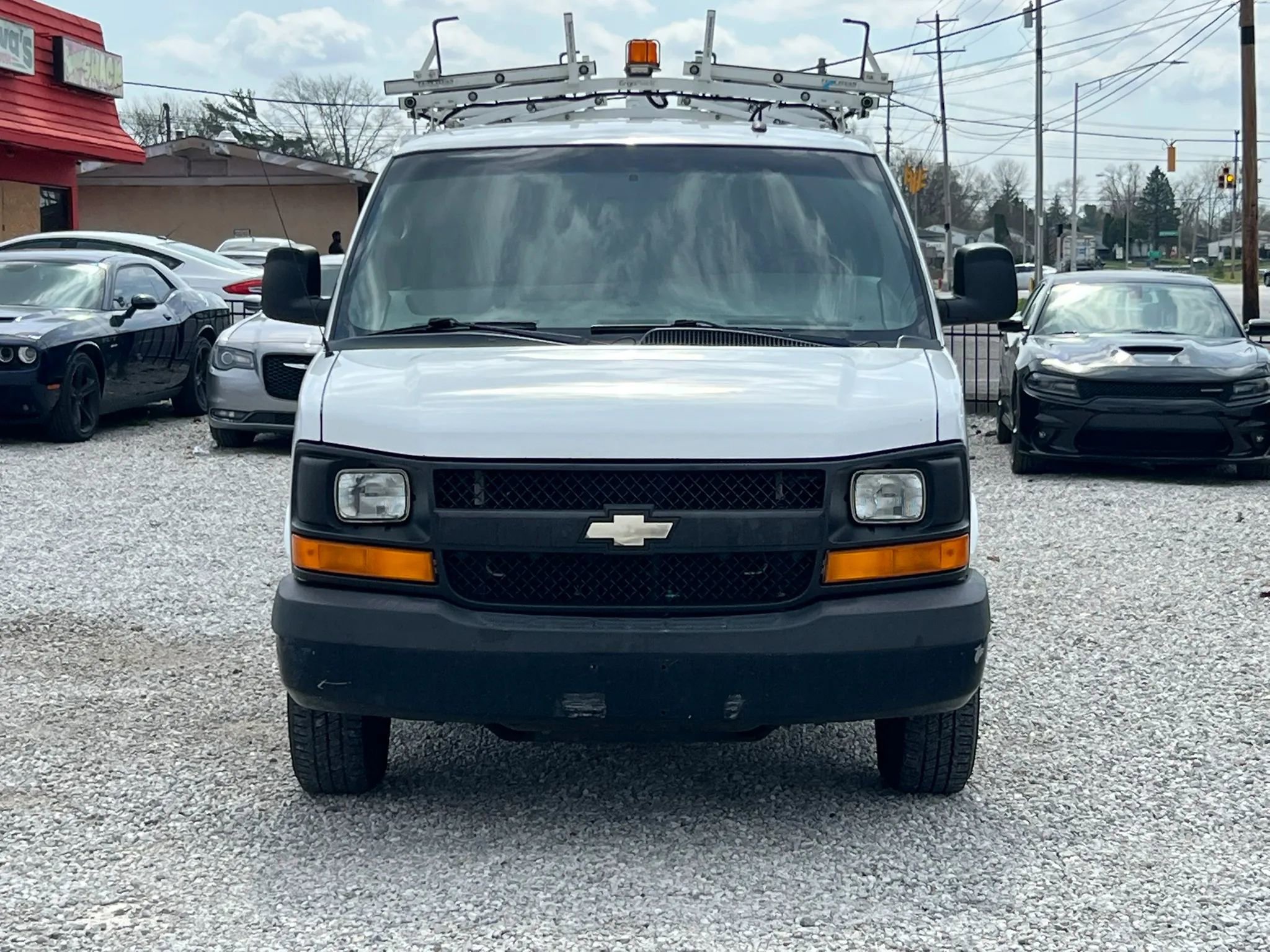 Used 2015 Chevrolet Express 2500 image 2