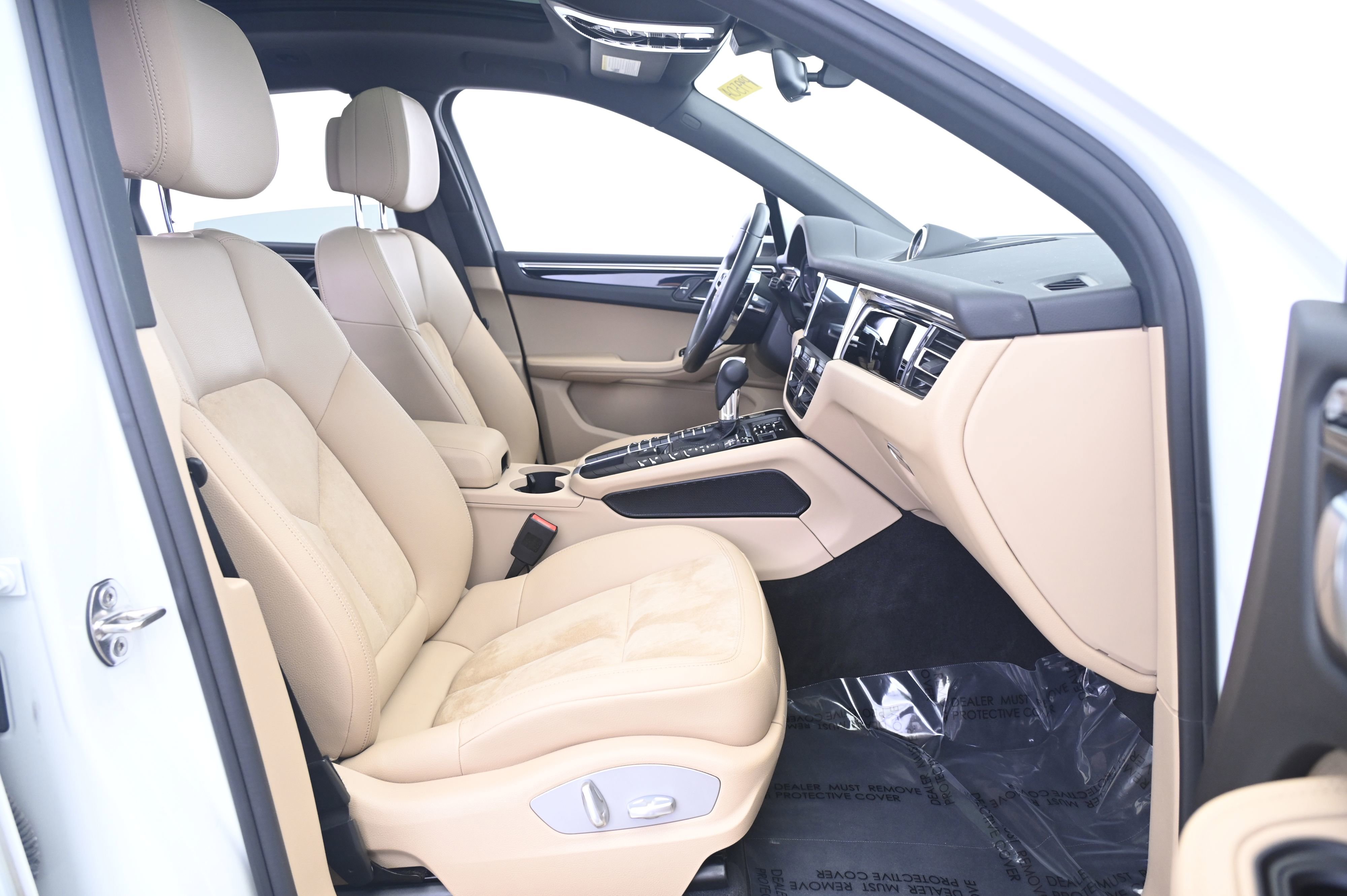 Used 2019 Porsche Macan image 23