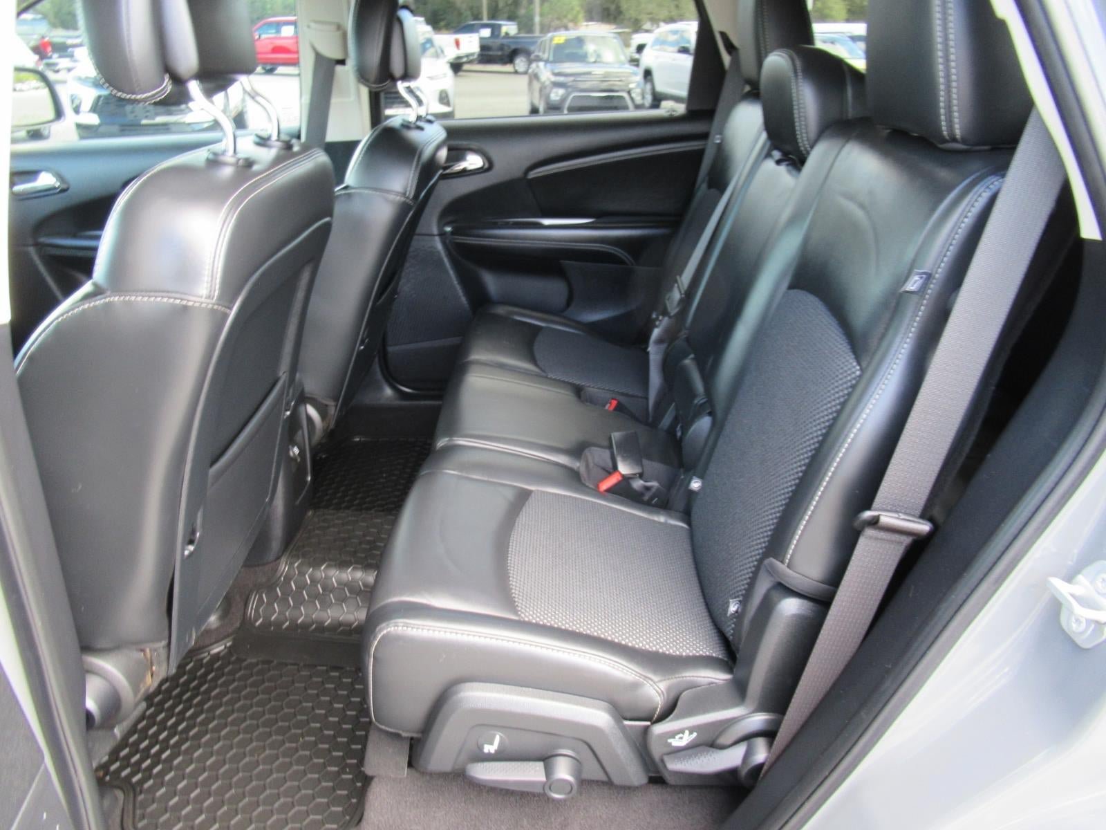 Used 2020 Dodge Journey Crossroad FWD image 34