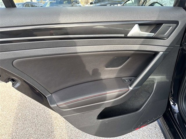 Used 2016 Volkswagen GTI Autobahn w/ Lighting Package (SEL) image 11