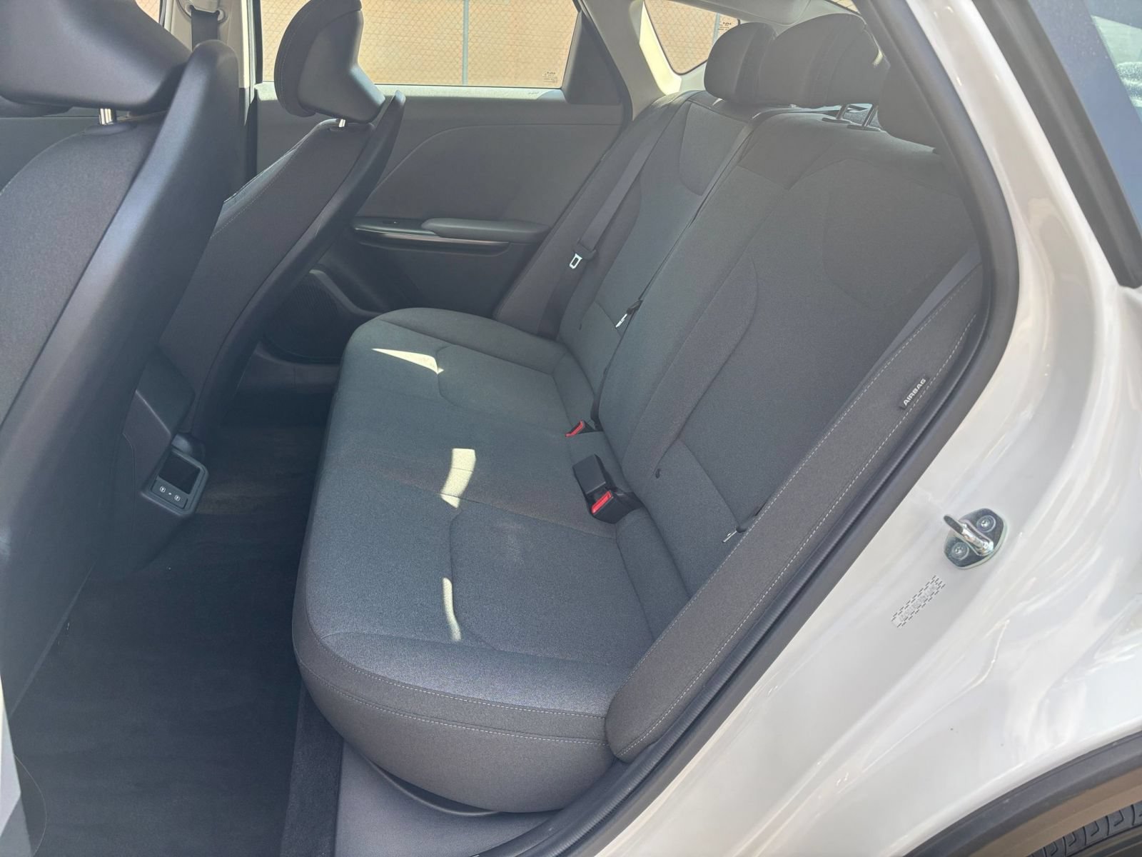 Used 2025 Kia K4 FWD image 21