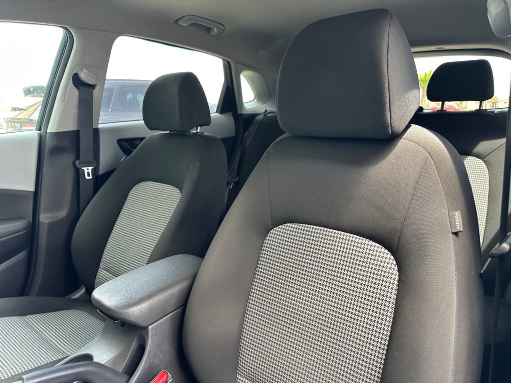 Used 2020 Hyundai Kona SEL image 15
