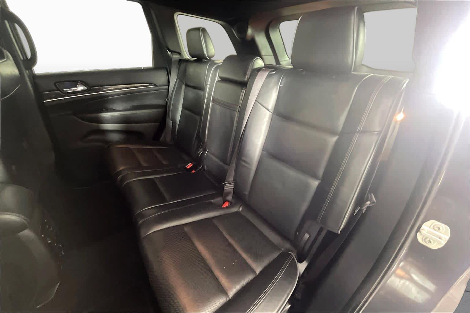 Used 2020 Jeep Grand Cherokee Overland AWD/4WD image 19