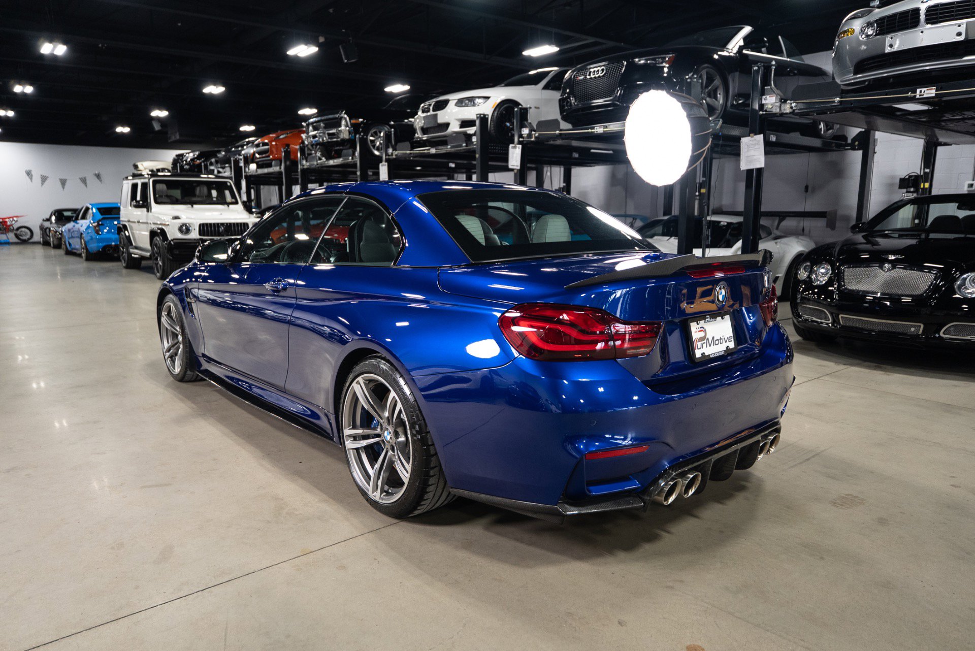 Used 2020 BMW M4 Convertible w/ Executive Package image 5