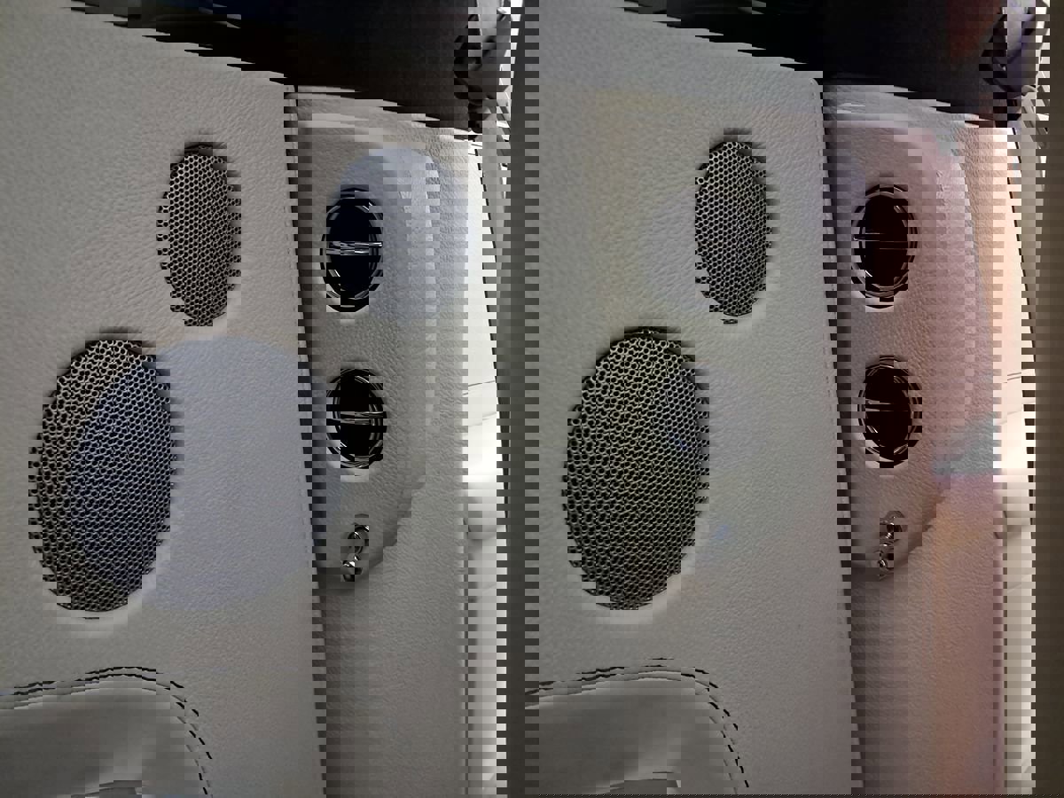 Used 2011 Rolls-Royce Ghost image 37