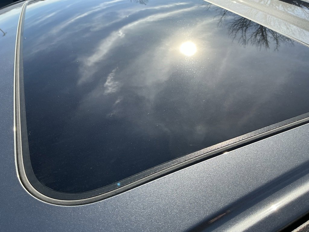 Used 2018 Nissan Pathfinder Platinum image 5