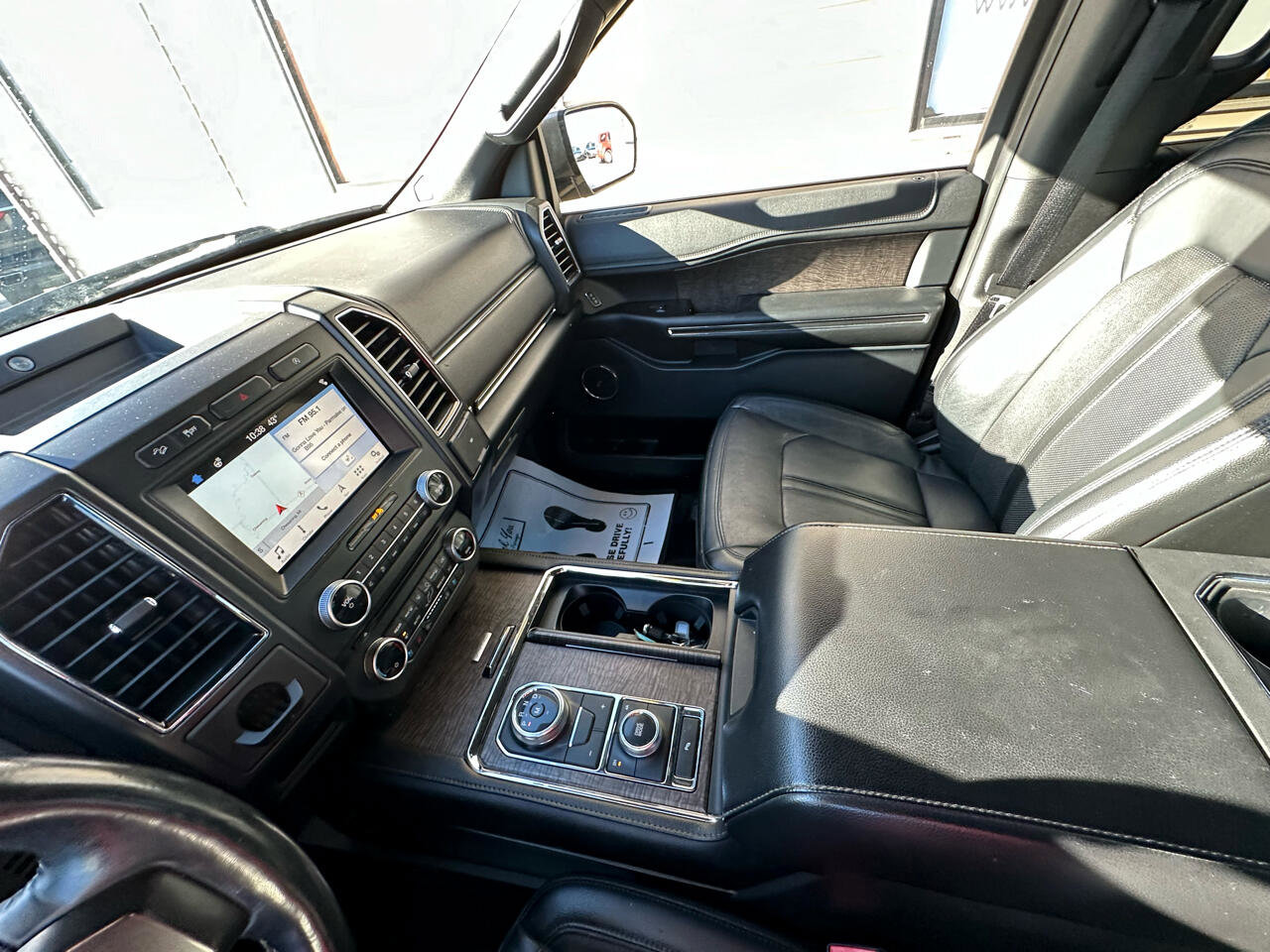Used 2018 Ford Expedition Limited image 19