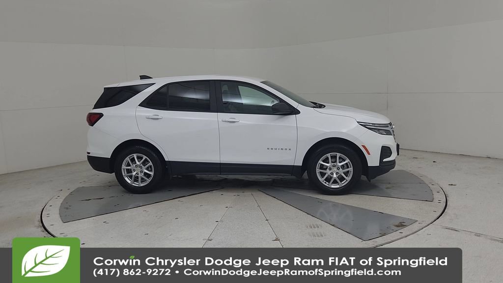 Used 2024 Chevrolet Equinox LS w/ LS Convenience Package FWD image 16
