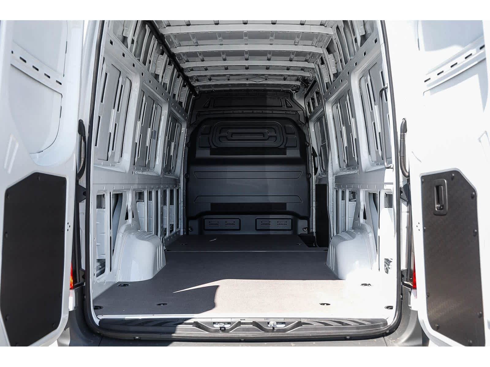 New 2026 Mercedes-Benz Sprinter 2500 image 24