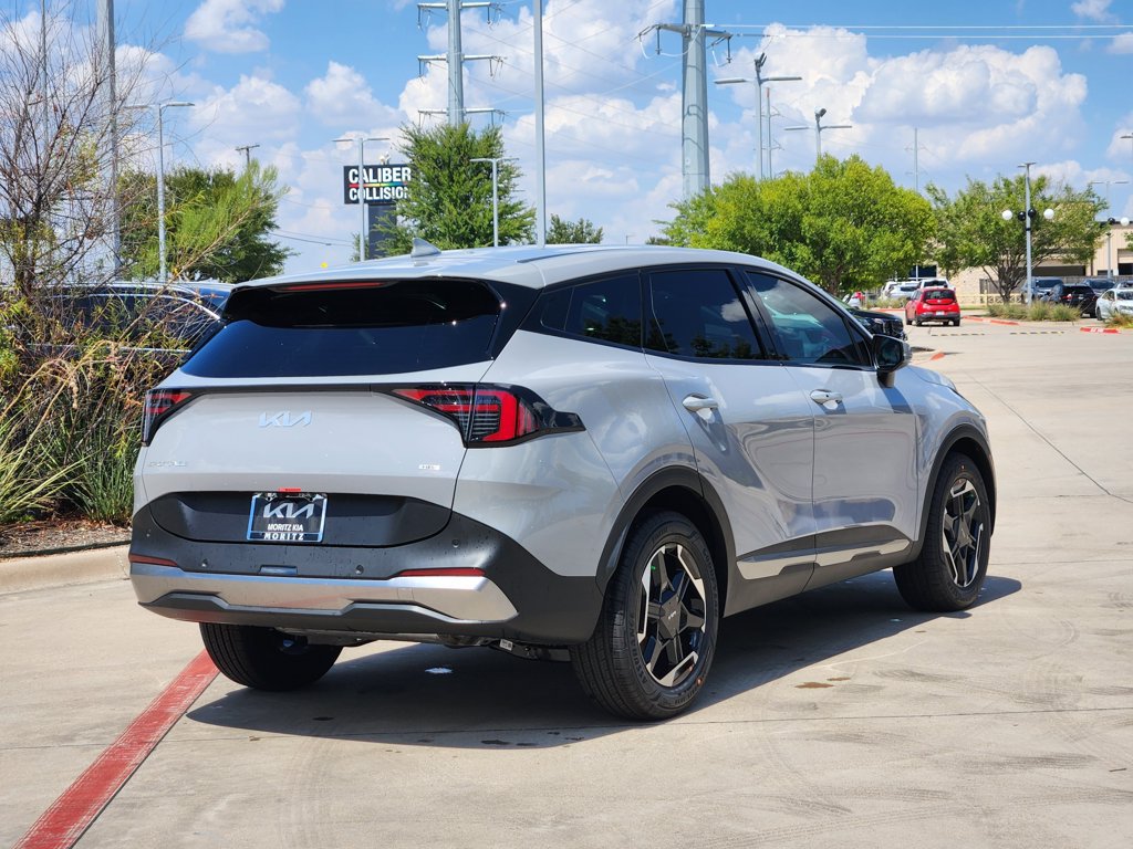 New 2027 Kia Sportage S FWD image 5