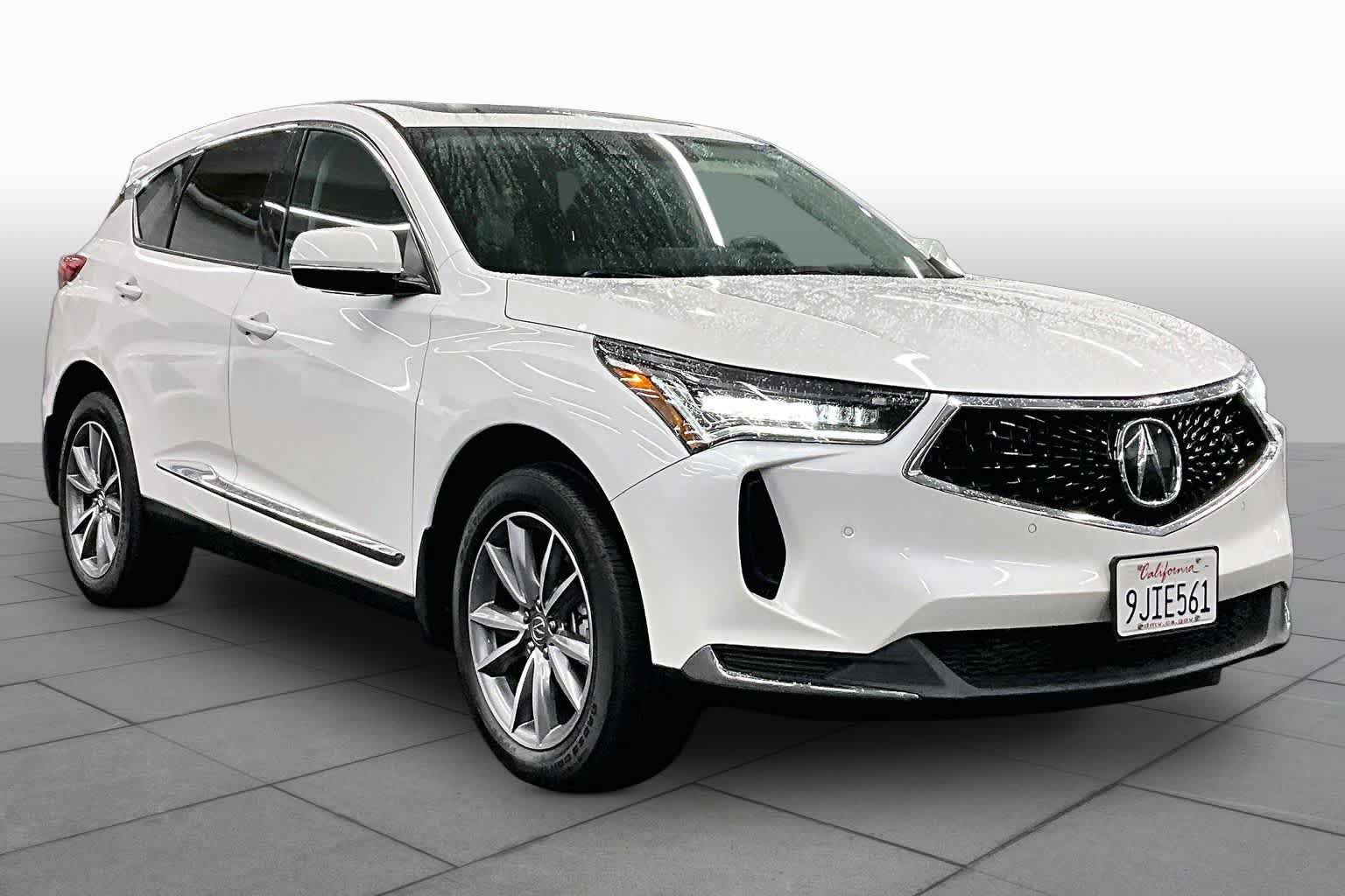 Used 2023 Acura RDX w/ Technology Package FWD image 2