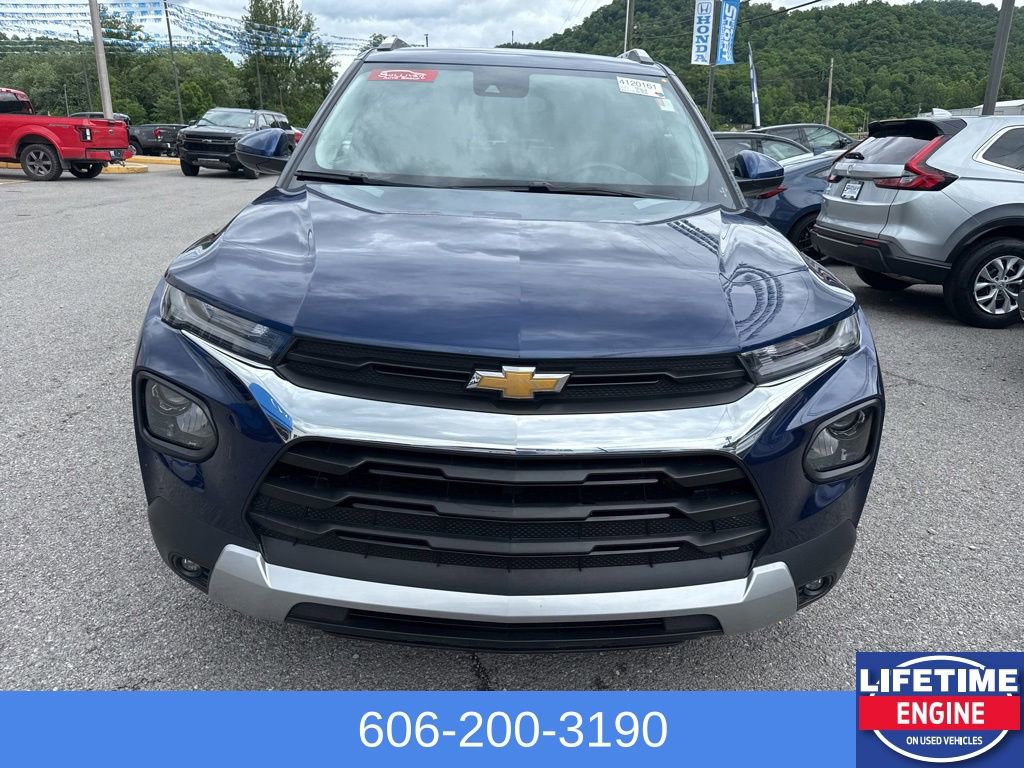 Used 2023 Chevrolet TrailBlazer LT FWD image 3