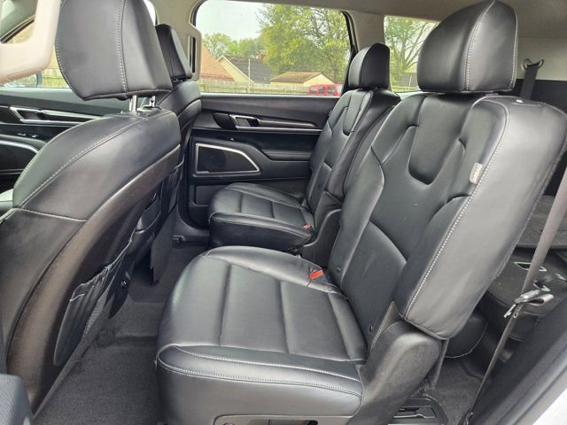 Used 2025 Kia Telluride S image 26