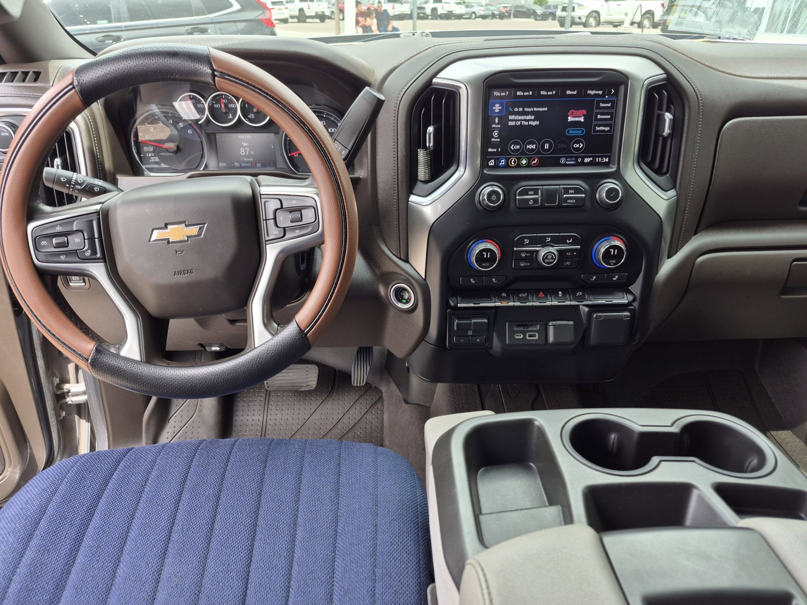 Used 2021 Chevrolet Silverado 1500 LT w/ Convenience Package II AWD/4WD image 18