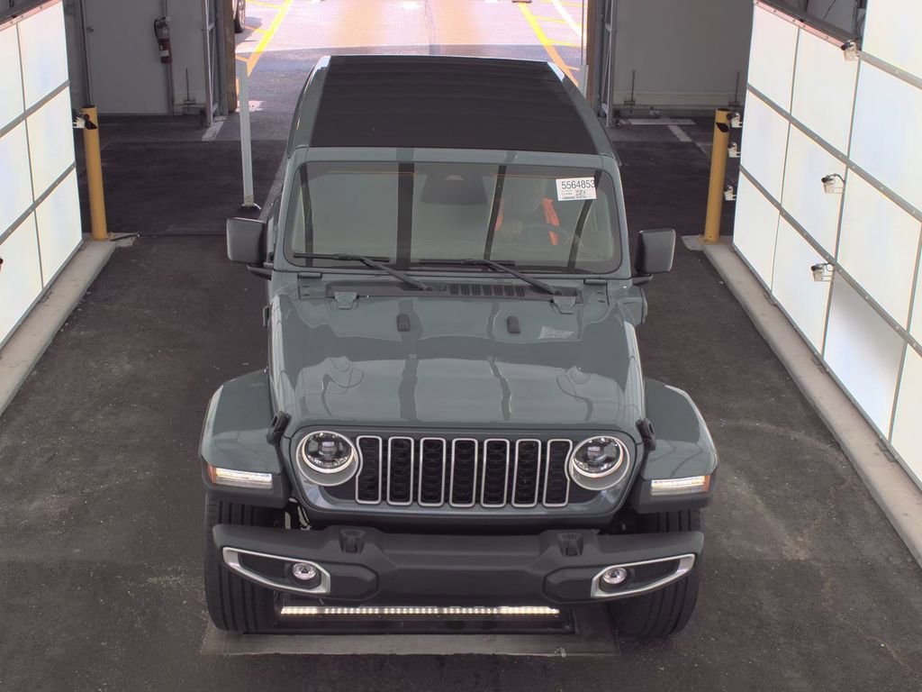 Used 2025 Jeep Wrangler Unlimited Sahara w/ Safety Group image 6