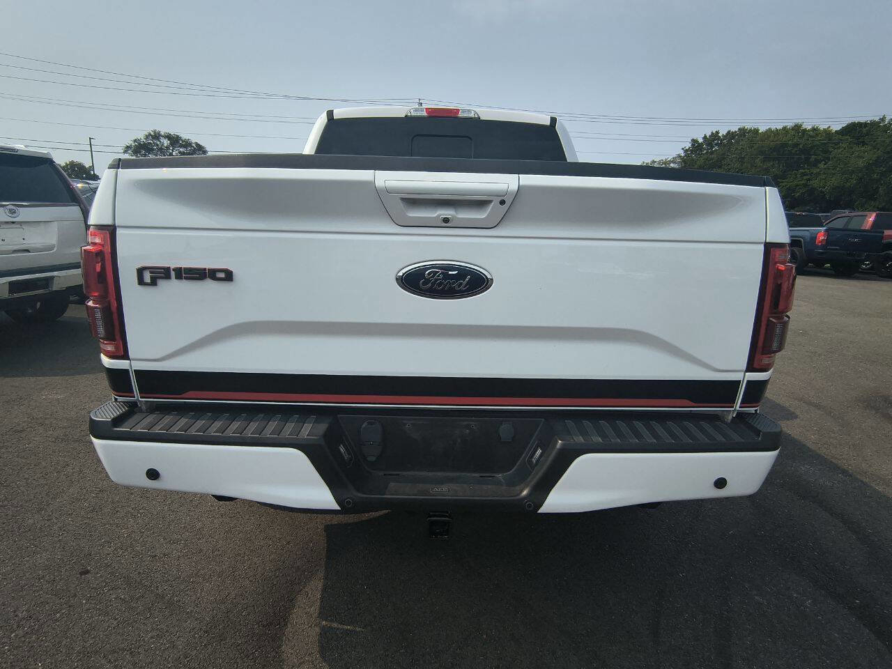 Used 2017 Ford F150 Lariat w/ Equipment Group 502A Luxury image 6