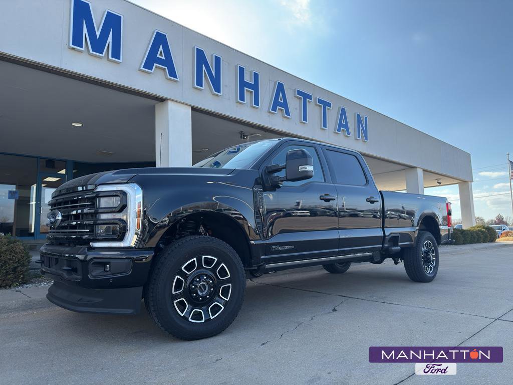 New 2025 Ford F350 Platinum w/ FX4 Off-Road Package