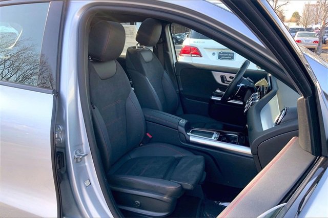 Used 2025 Mercedes-Benz GLA 35 AMG 4MATIC image 7