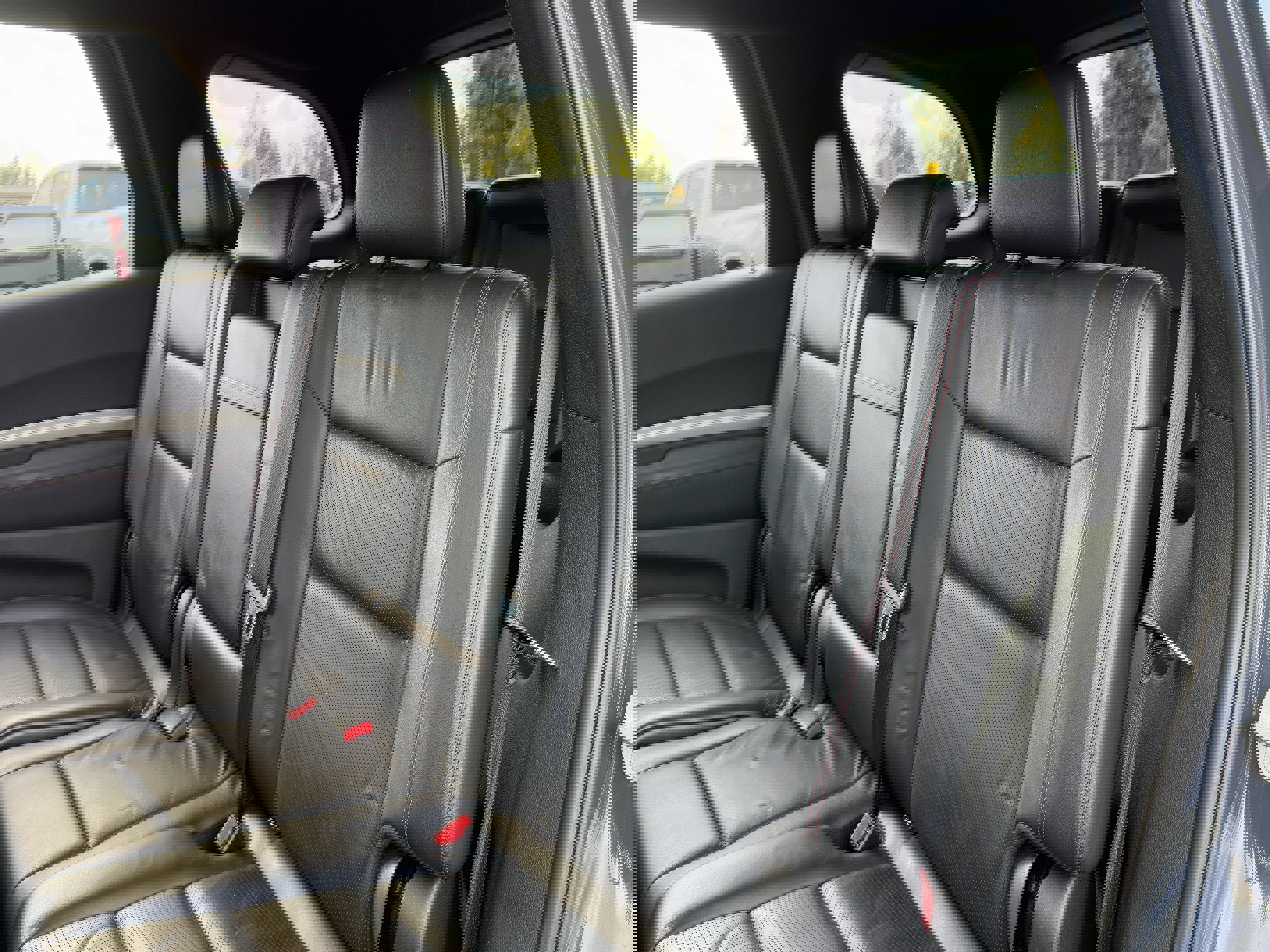 Used 2017 Dodge Durango R/T image 33