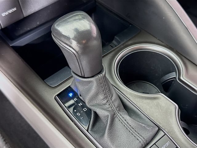 Certified 2022 Toyota Camry SE w/ Carpet Mat Package (TMS) FWD image 18