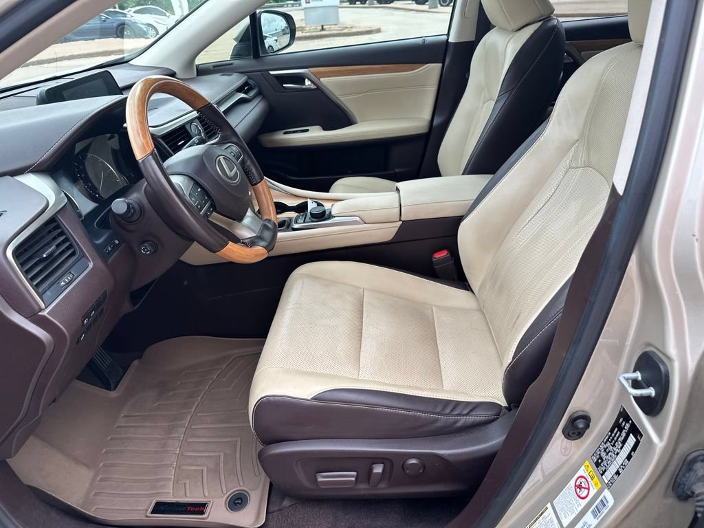 Used 2018 Lexus RX 350L AWD w/ Premium Package image 15
