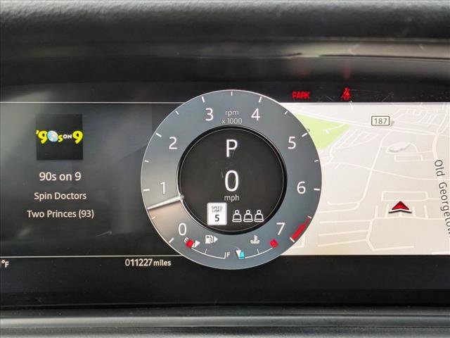 Certified 2024 Land Rover Range Rover Velar Dynamic SE image 11