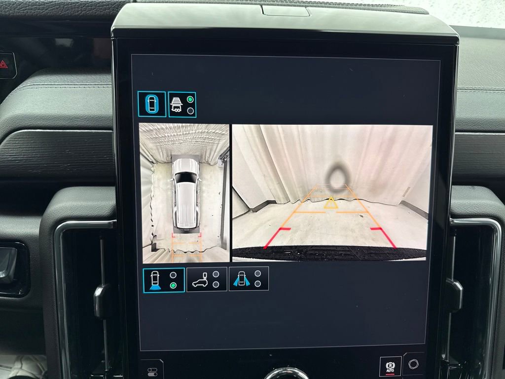 New 2026 GMC Yukon XL Denali w/ Sun & Power Step Package image 37