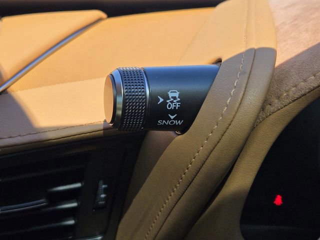 Used 2018 Lexus LC 500 Coupe RWD image 19