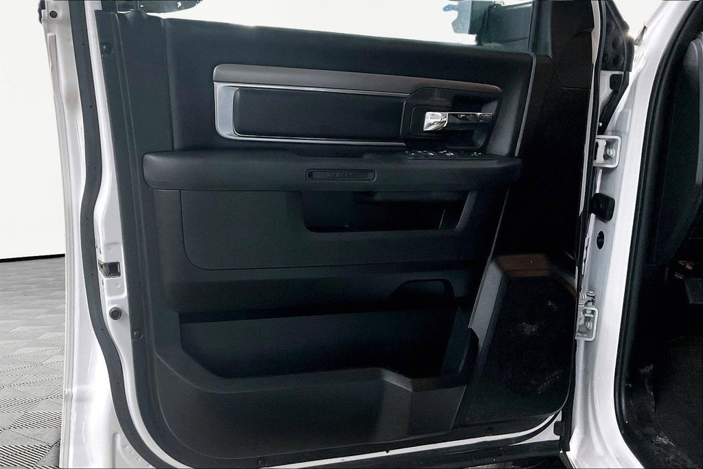 Used 2021 RAM 1500 Classic Warlock image 22